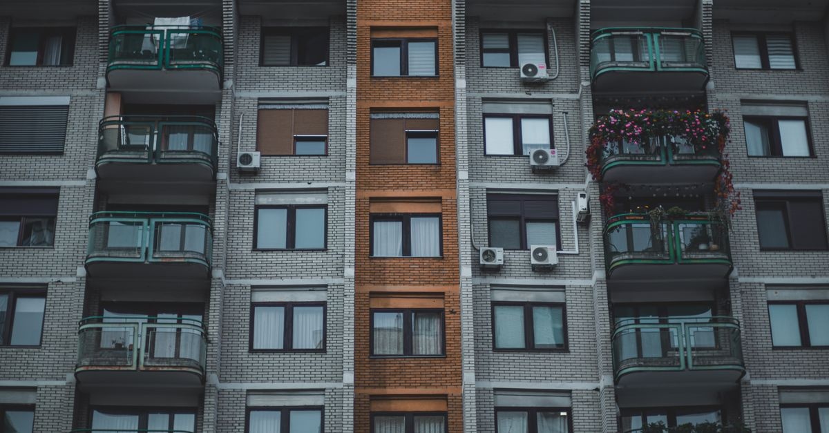 Apartmanda Serinliğin En Pratik Yolu: Taşınabilir Klimalar Üzerine Gerçek Yorumlar ve Akıllı Seçim Rehberi