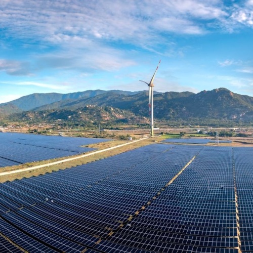 Mitleri Yıkıyoruz: Yenilenebilir Enerji Hakkında Doğru Bildiğimiz Yanlışlar